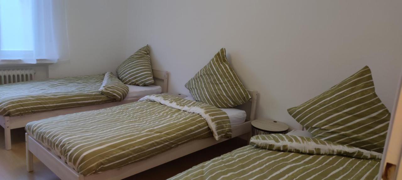 Schoene Und Optimal Gelegene Wohnung Og Weisskirchen エクステリア 写真
